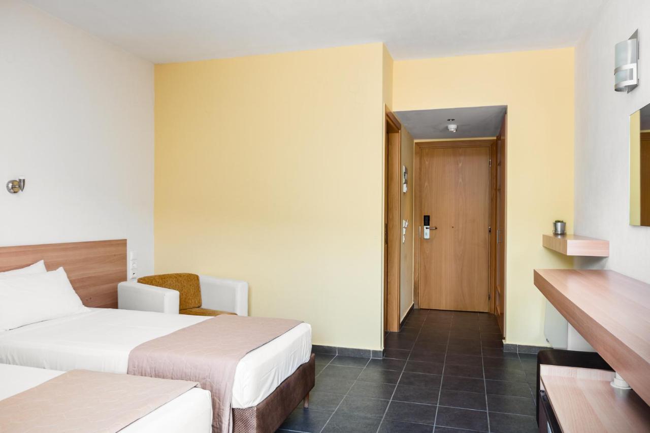 Gefiri Plakas Hotel, Tzoumerka Exterior photo